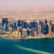 trasferirsi in qatar studio lavoro